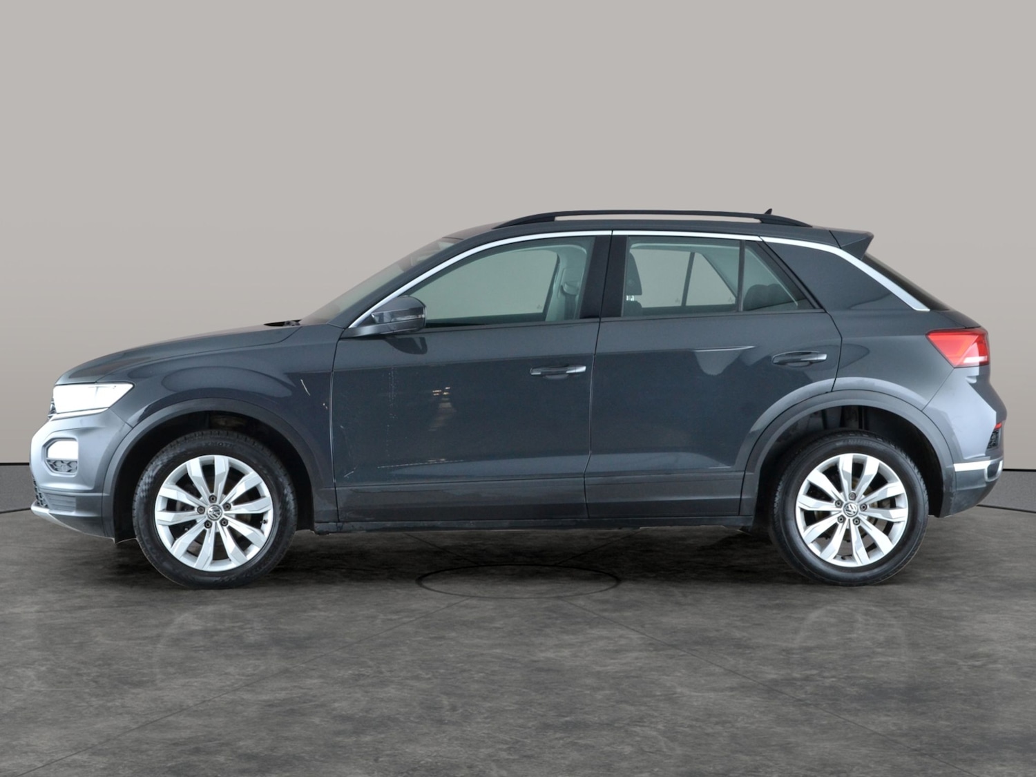 Used Volkswagen T-Roc 2019 for sale - 77180486: Photo 12