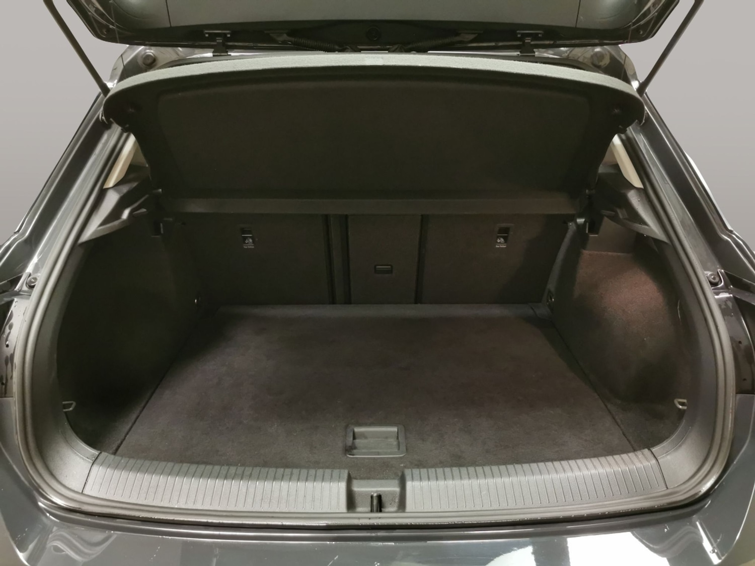 Used Volkswagen T-Roc 2019 for sale - 77180486: Photo 31