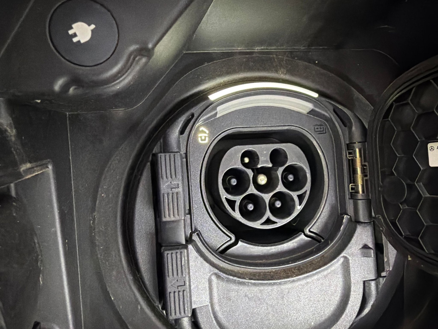 Used Mercedes-Benz EQA 2021 for sale - 77232629: Photo 35