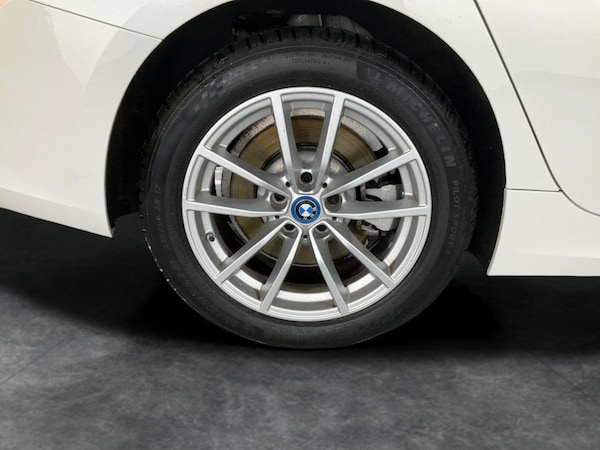 Used BMW 3 Series 2021 for sale - 76253517: Photo 32