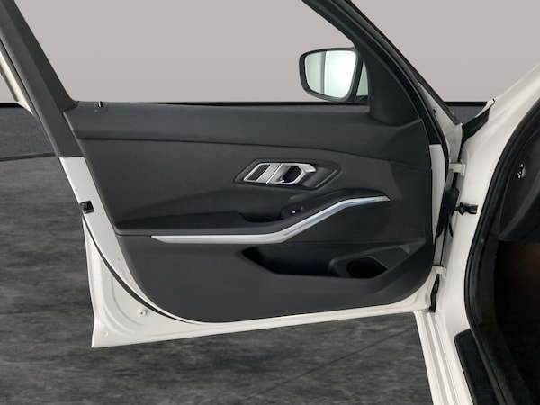 Used BMW 3 Series 2021 for sale - 76253517: Photo 34