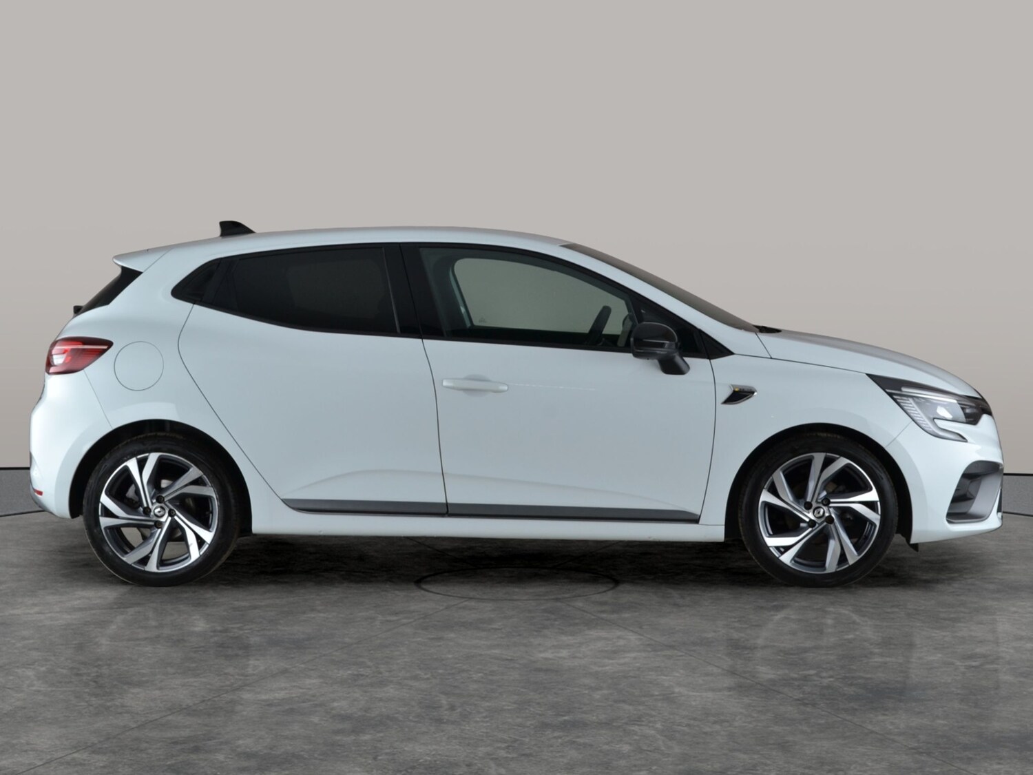Used Renault Clio 2023 for sale - 77810606: Photo 8