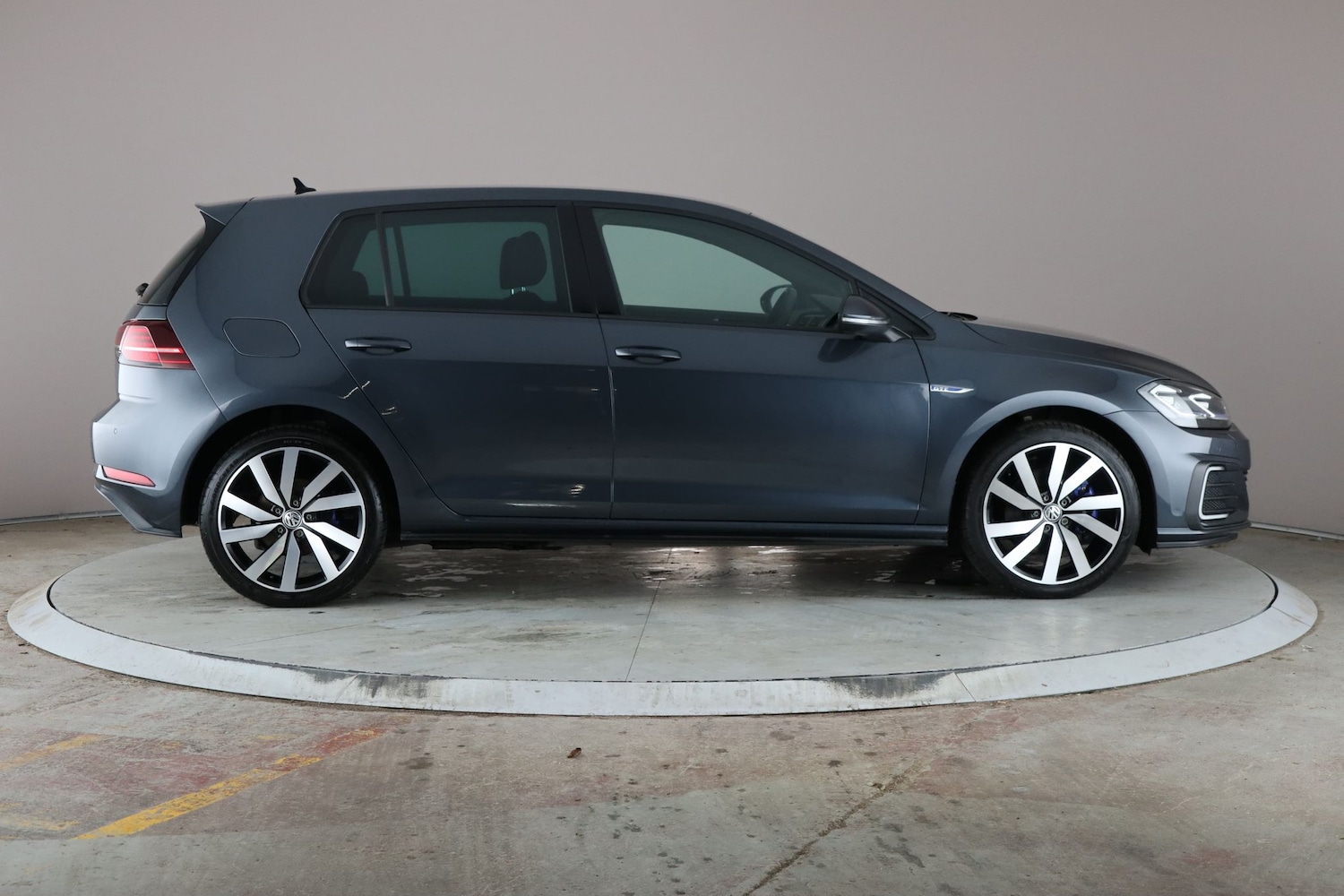 Used Volkswagen Golf 2020 for sale - 76480068: Photo 10