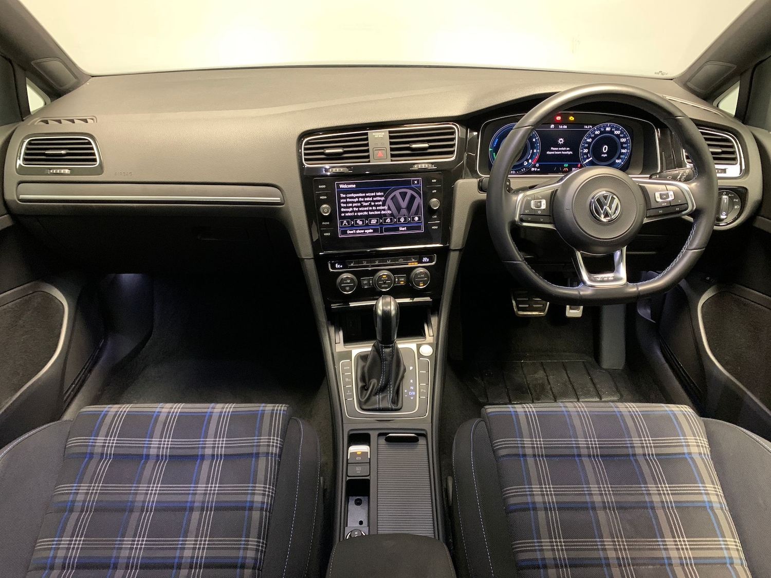 Used Volkswagen Golf 2020 for sale - 76480068: Photo 8