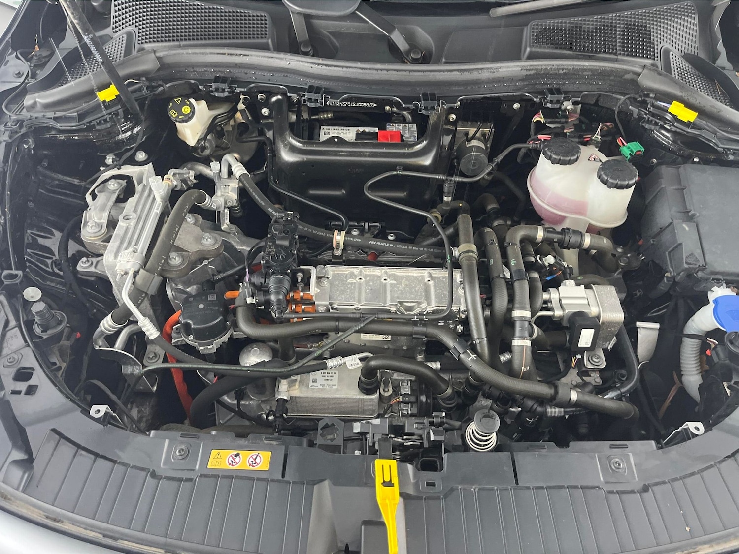 Used Mercedes-Benz EQA 2021 for sale - 76668749: Photo 35