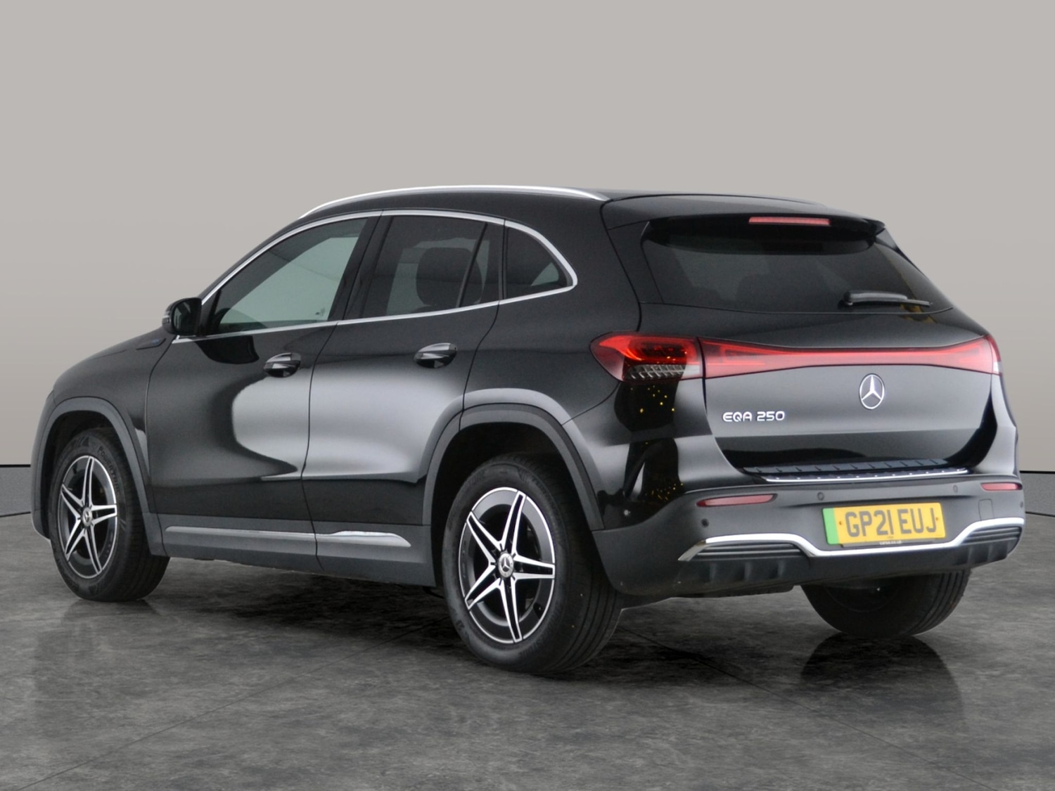 Used Mercedes-Benz EQA 2021 for sale - 76668749: Photo 8