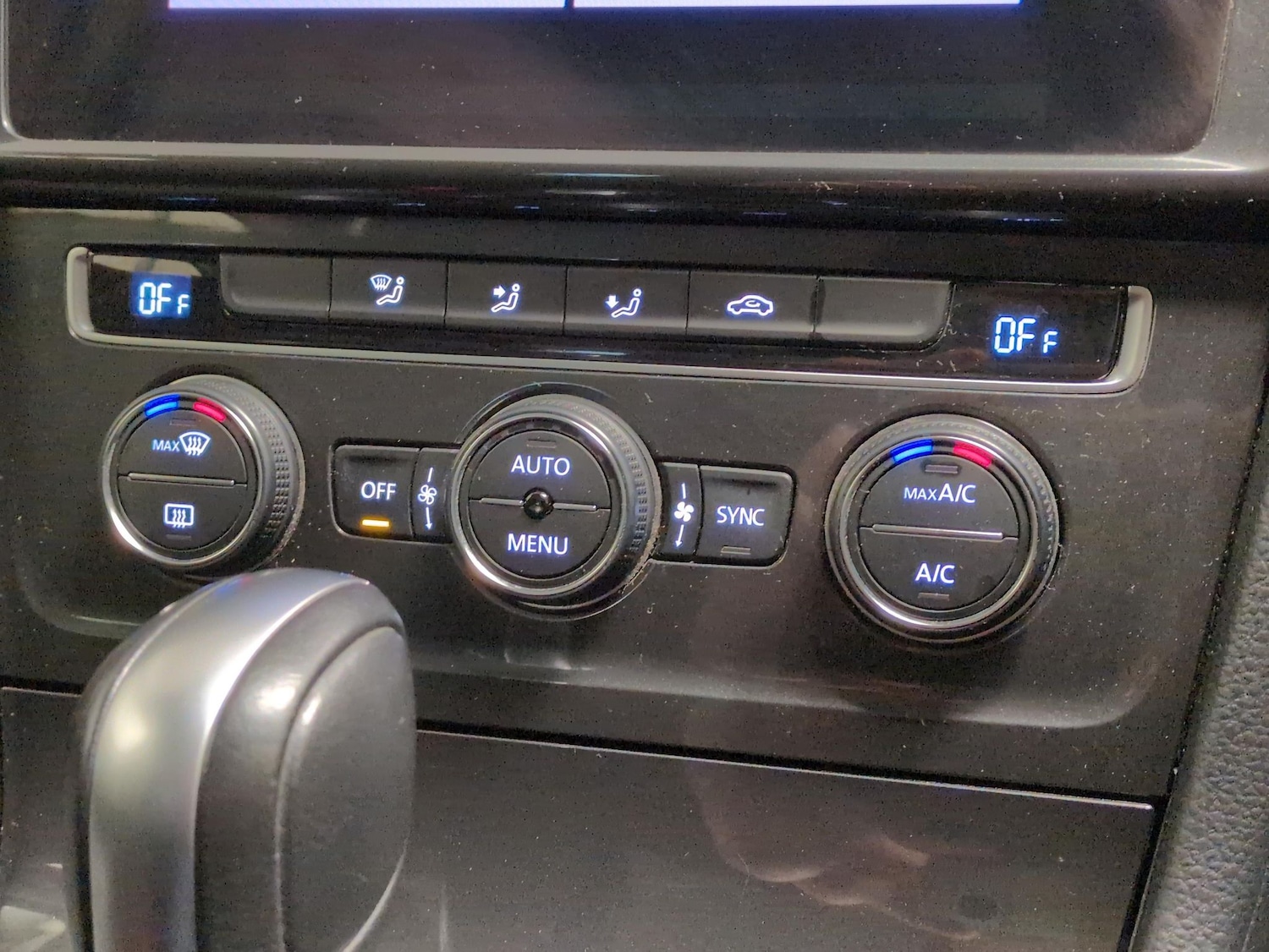 Used Volkswagen Golf 2020 for sale - 77756813: Photo 14