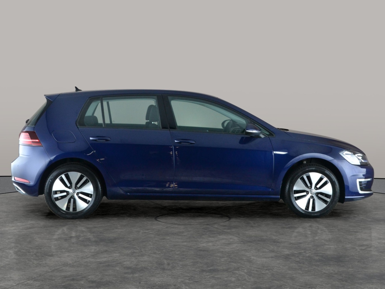 Used Volkswagen Golf 2020 for sale - 77756813: Photo 8