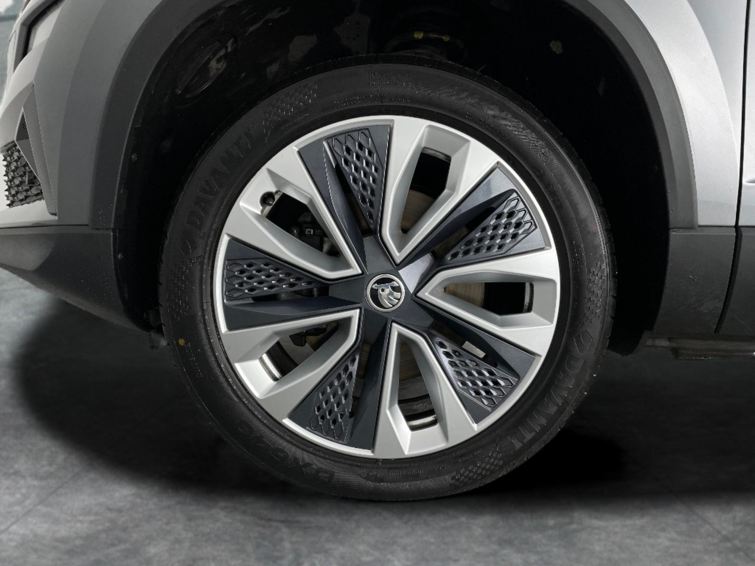 Used Skoda Karoq 2022 for sale - 76845805: Photo 25