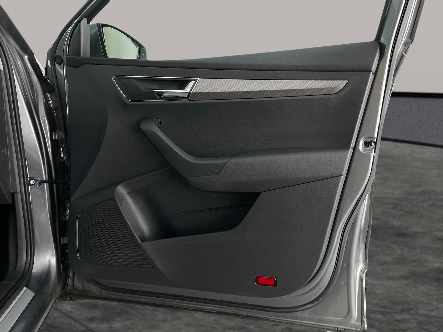 Used Skoda Karoq 2022 for sale - 76845805: Photo 32