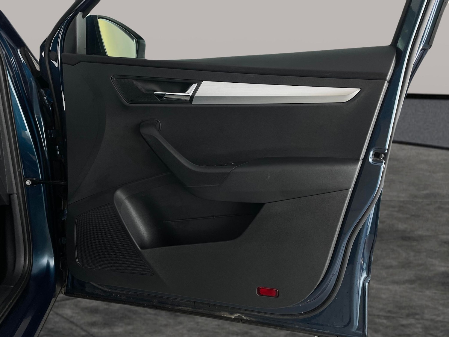 Used Skoda Karoq 2019 for sale - 77665408: Photo 31