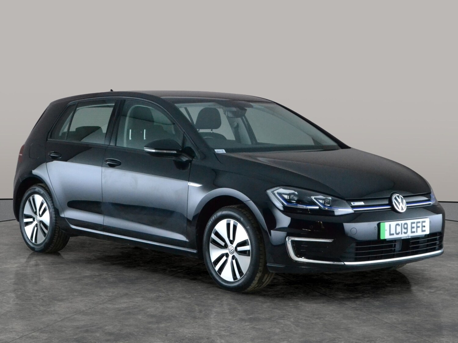 Used Volkswagen Golf 2019 for sale - 77911675: Photo 7