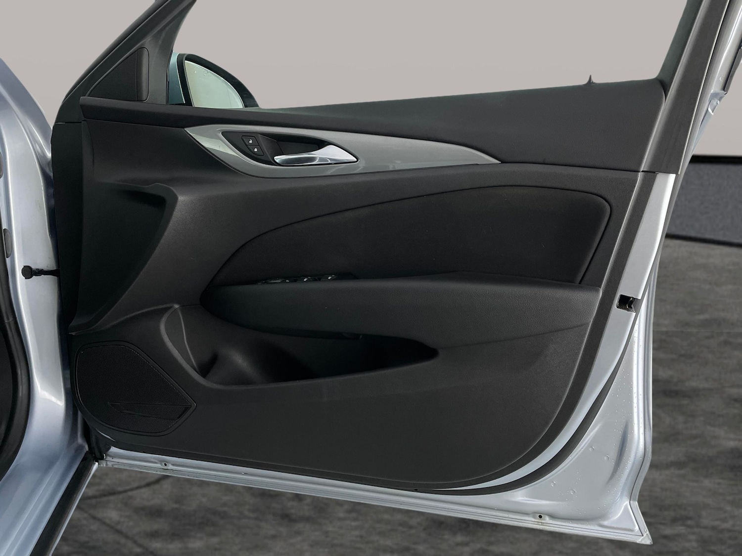 Used Vauxhall Insignia 2018 for sale - 76845768: Photo 30