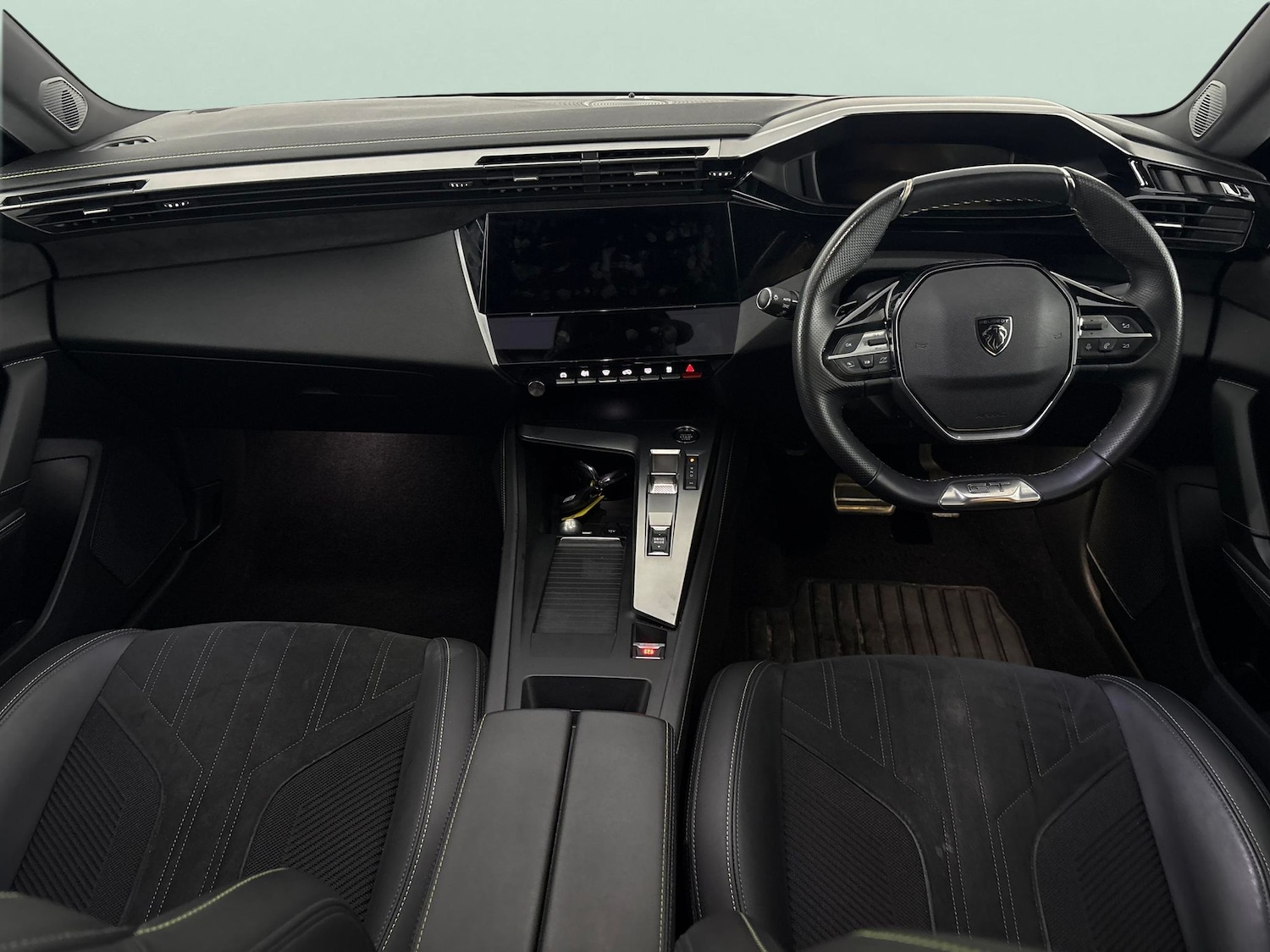 Used Peugeot 308 2022 for sale - 77036573: Photo 8