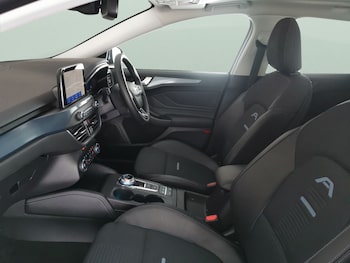 Used Ford Focus 2021 for sale - 78707010: Photo