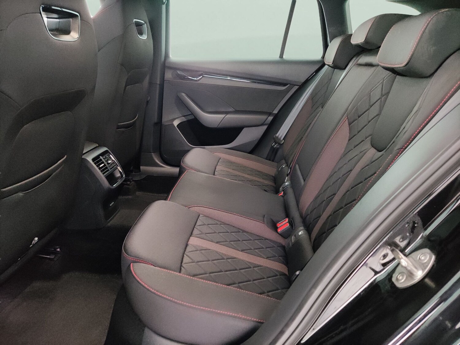 Used Skoda Octavia 2024 for sale - 77972208: Photo 27