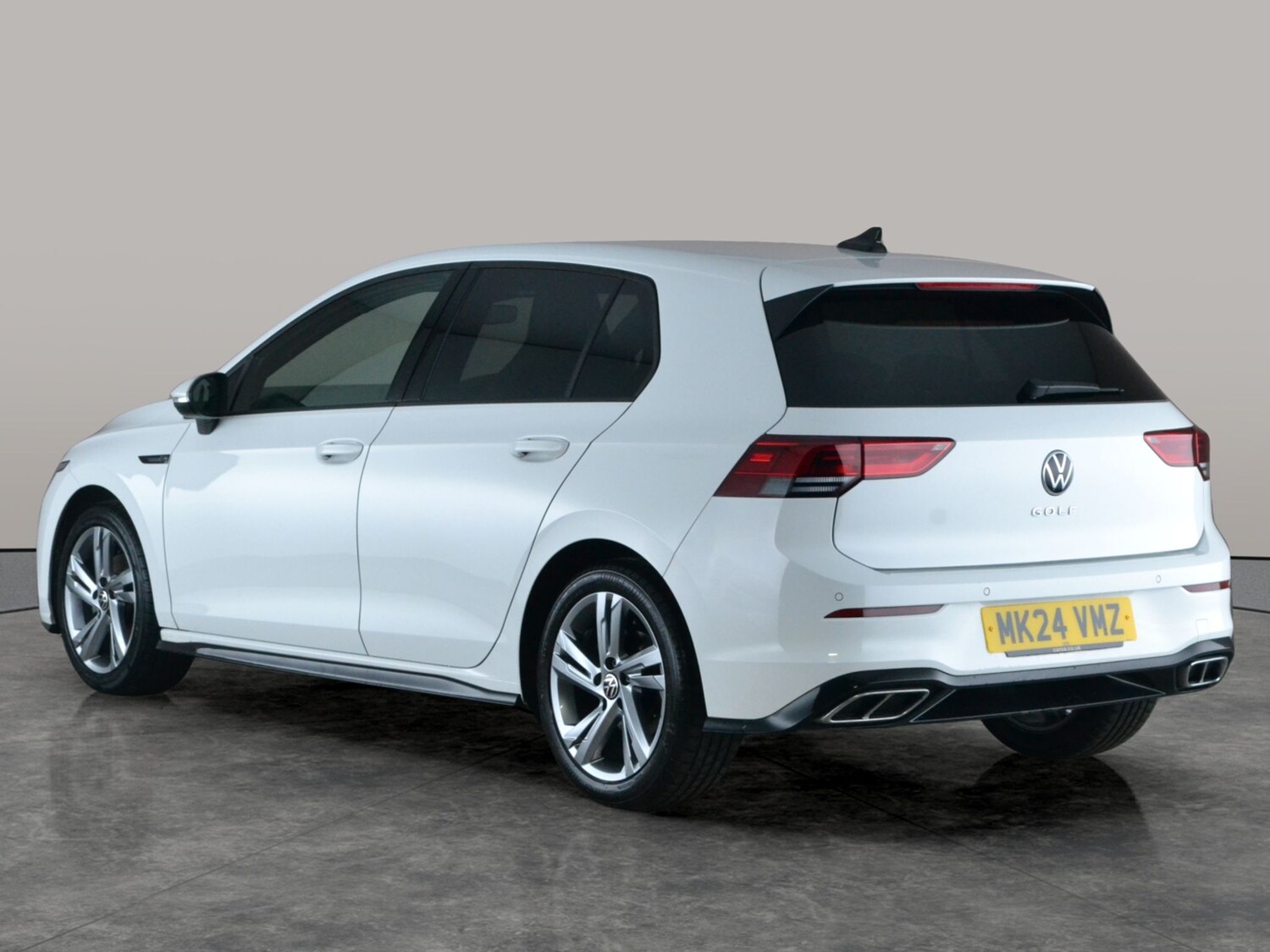 Used Volkswagen Golf 2024 for sale - 77815015: Photo 11