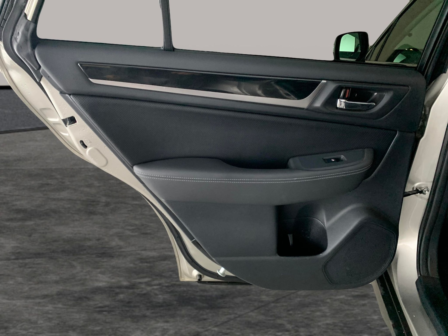 Used Subaru Outback 2017 for sale - 77149027: Photo 30