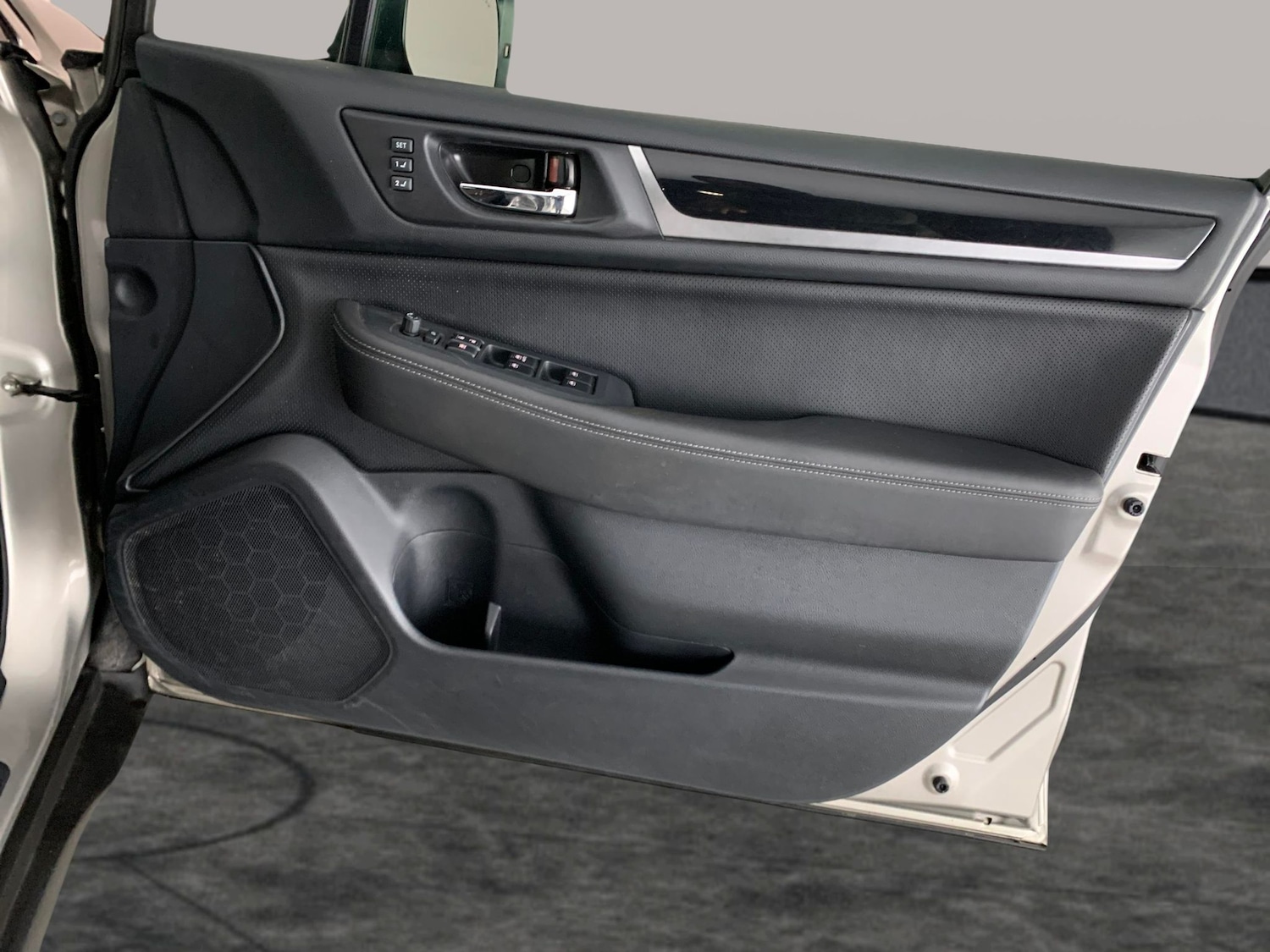 Used Subaru Outback 2017 for sale - 77149027: Photo 32