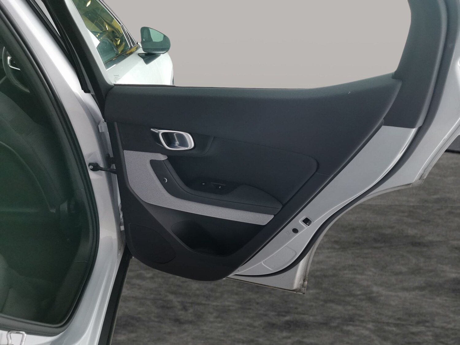 Used Polestar Polestar 2 2023 for sale - 77208090: Photo 32