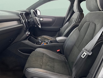 Used Volvo XC40 2022 for sale - 79306310: Photo