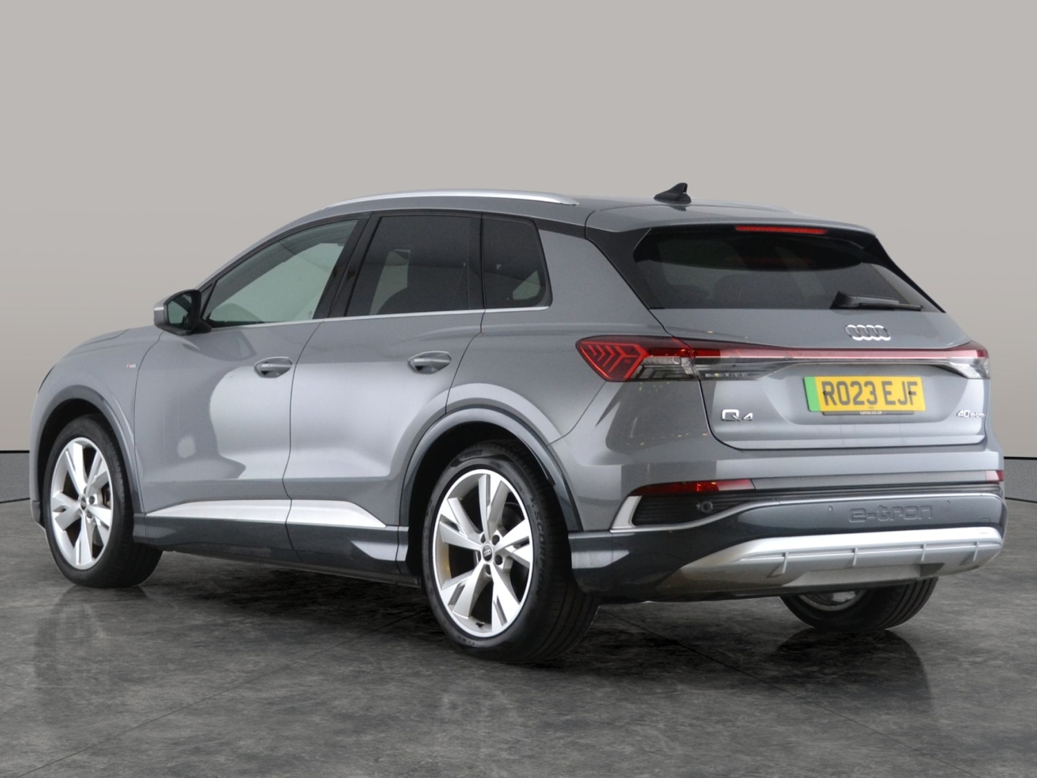 Used Audi Q4 e-tron 2023 for sale - 77138083: Photo 7