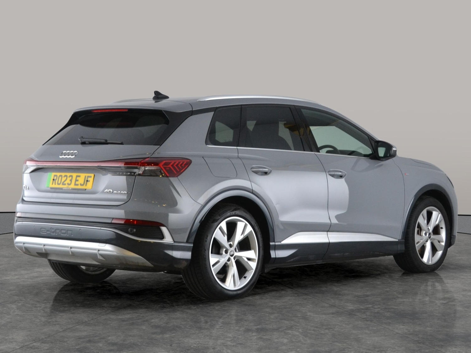 Used Audi Q4 e-tron 2023 for sale - 77138083: Photo 9