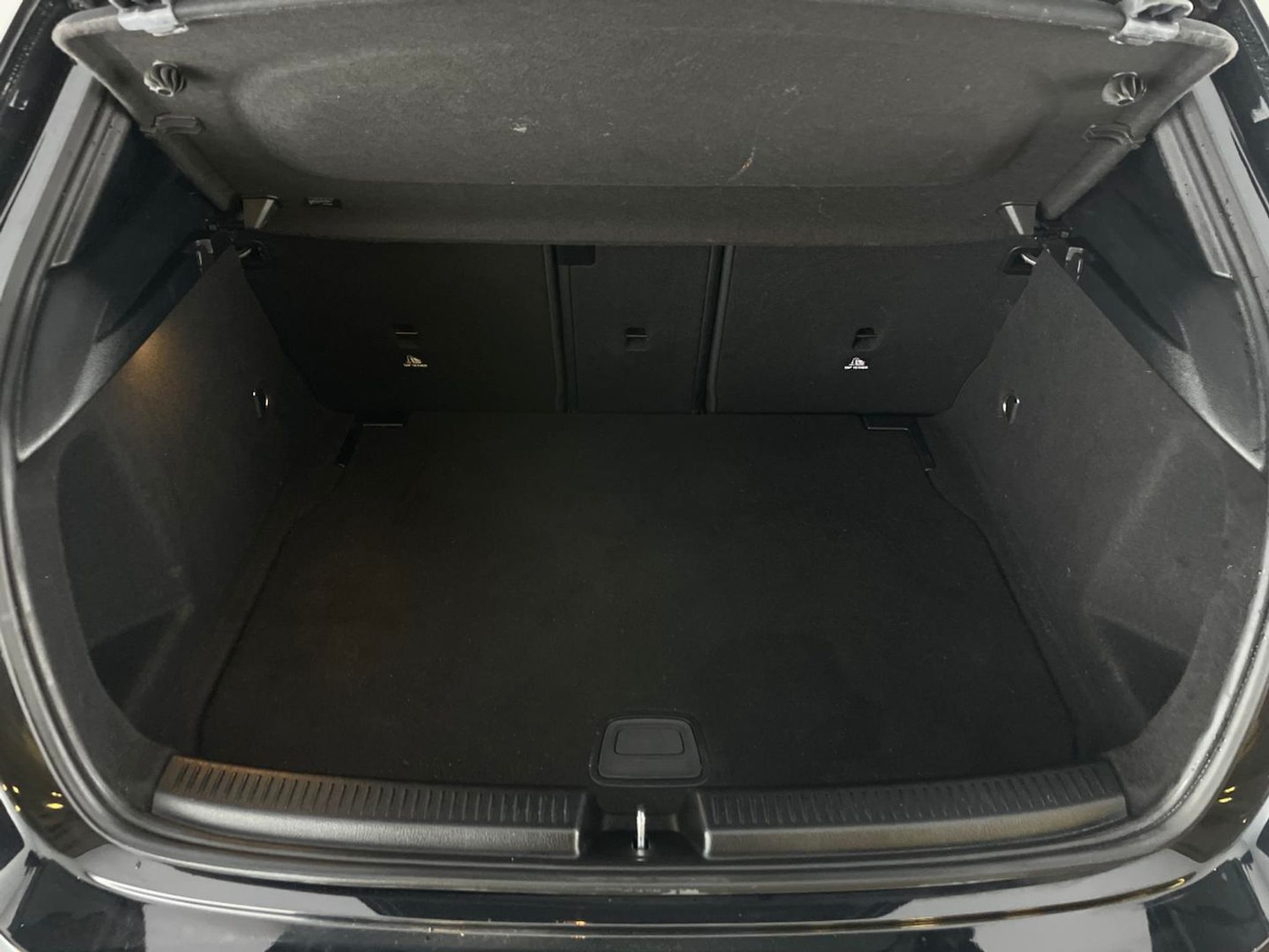 Used Mercedes-Benz A-Class 2021 for sale - 76542655: Photo 39