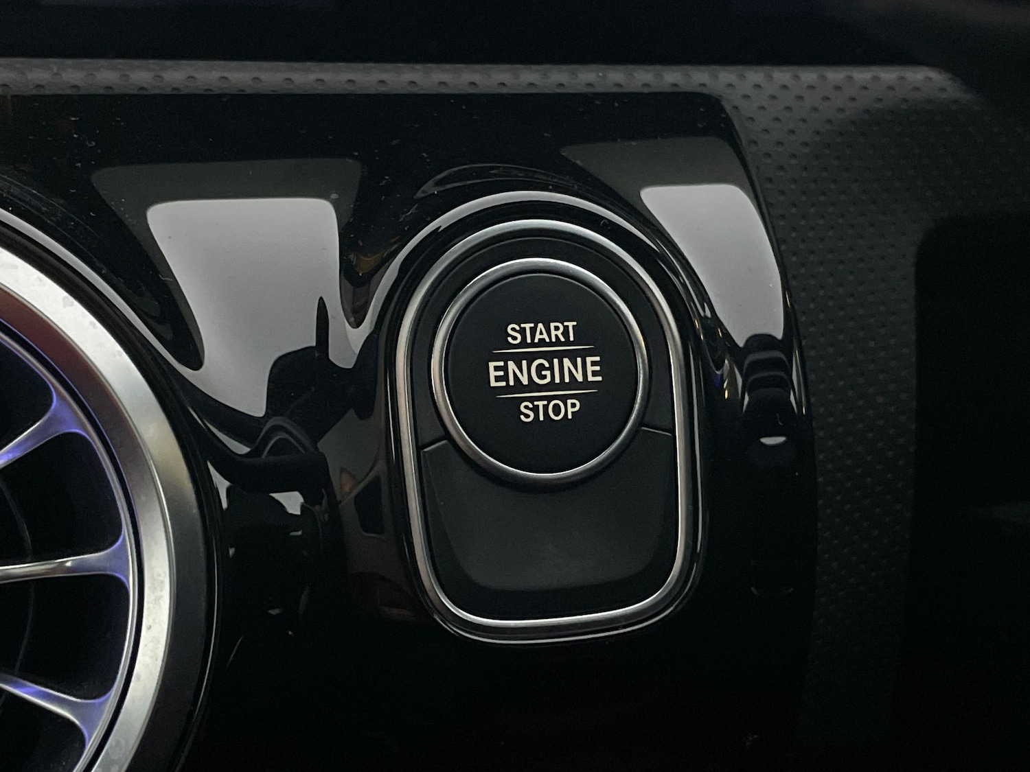 Used Mercedes-Benz CLA 2021 for sale - 76526611: Photo 25