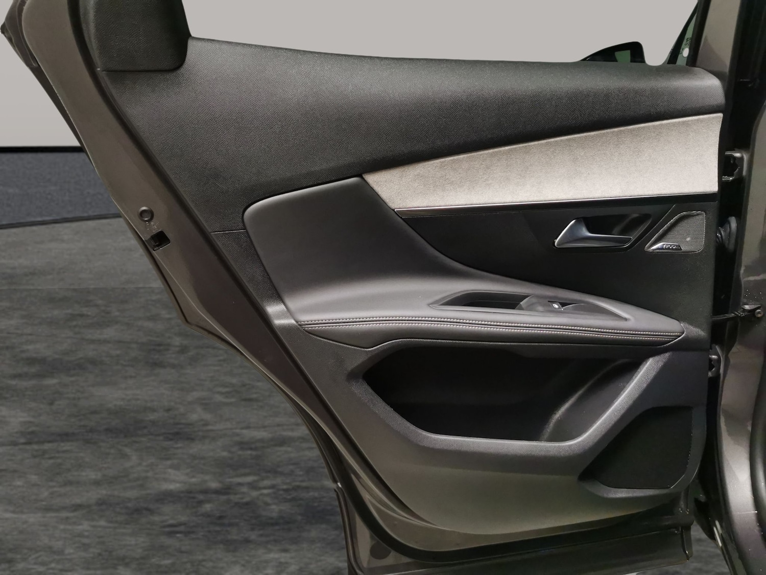 Used Peugeot 3008 2023 for sale - 76901843: Photo 26