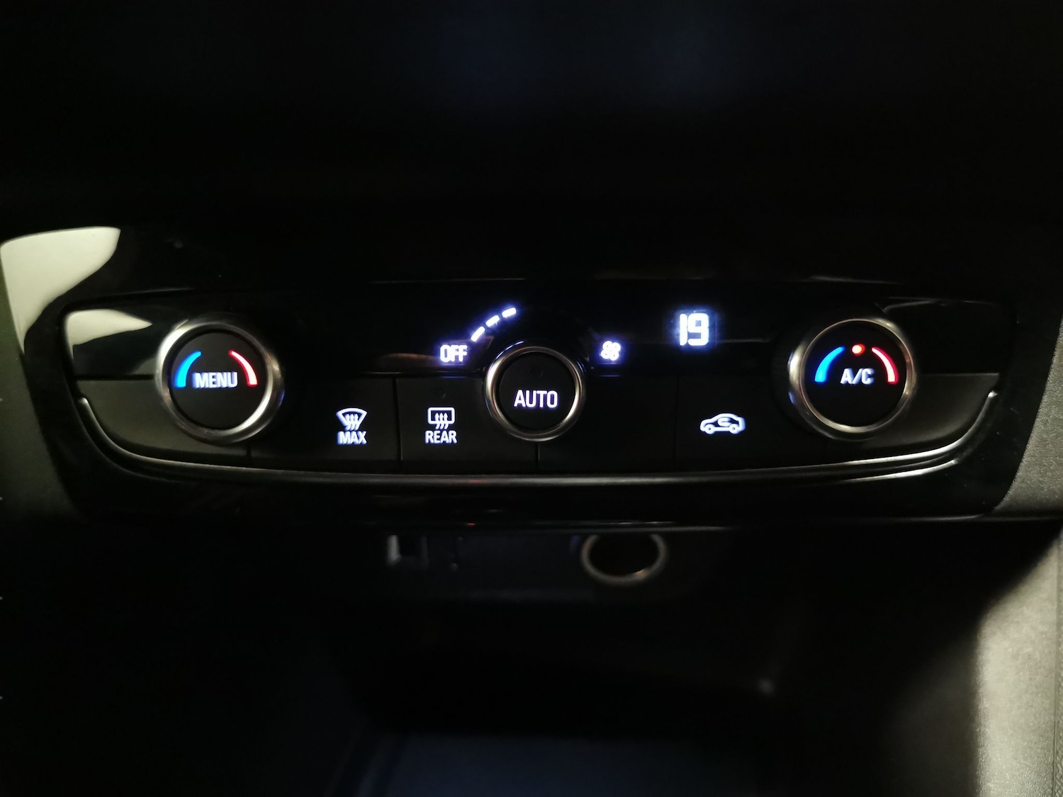 Used Vauxhall Corsa 2023 for sale - 78178200: Photo 19