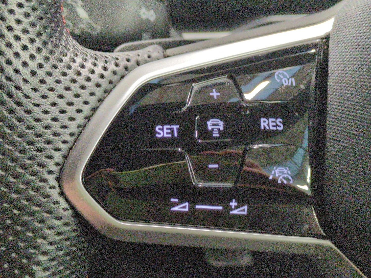 Used Volkswagen Polo 2023 for sale - 77269719: Photo 18