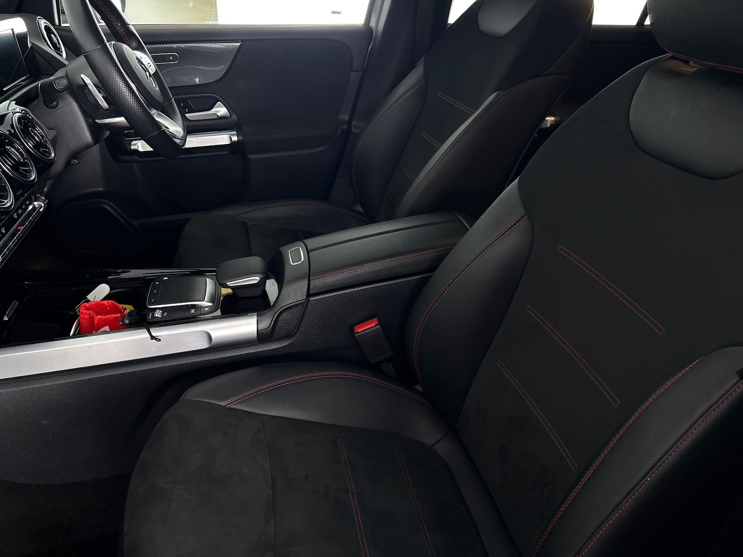 Used Mercedes-Benz GLB 2022 for sale - 78133975: Photo 25