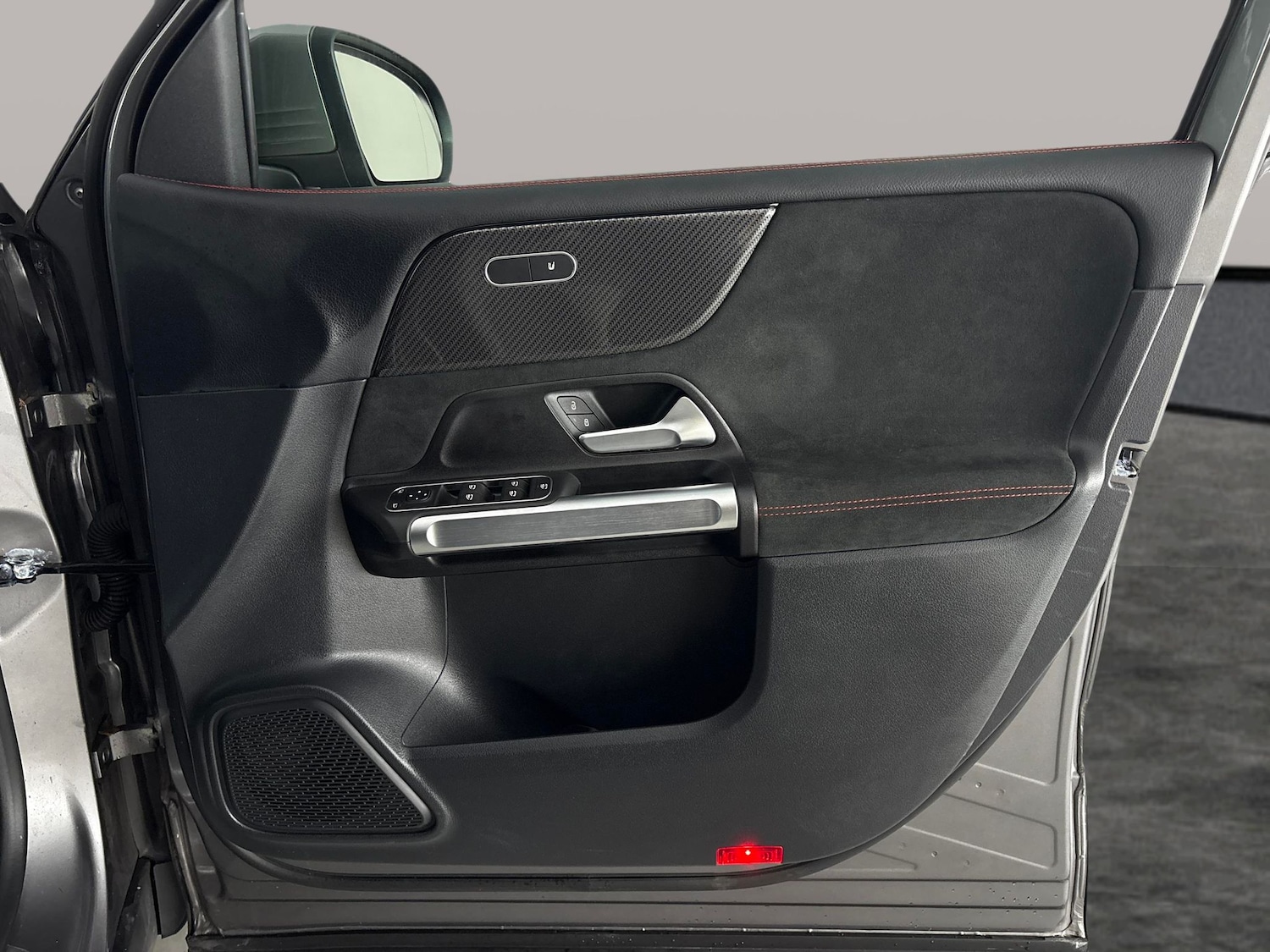 Used Mercedes-Benz GLB 2022 for sale - 78133975: Photo 31