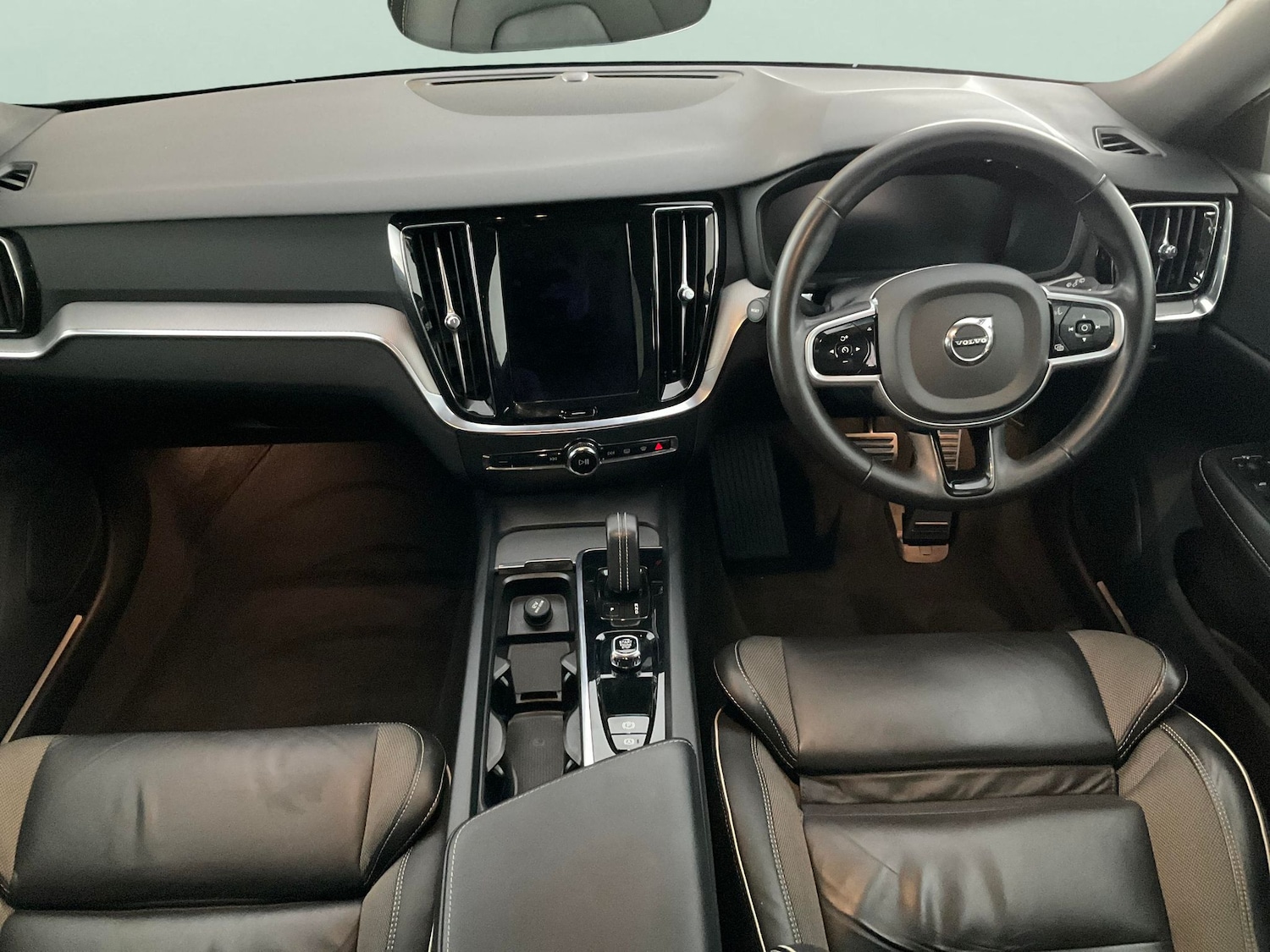 Used Volvo V60 2021 for sale - 76467516: Photo 10