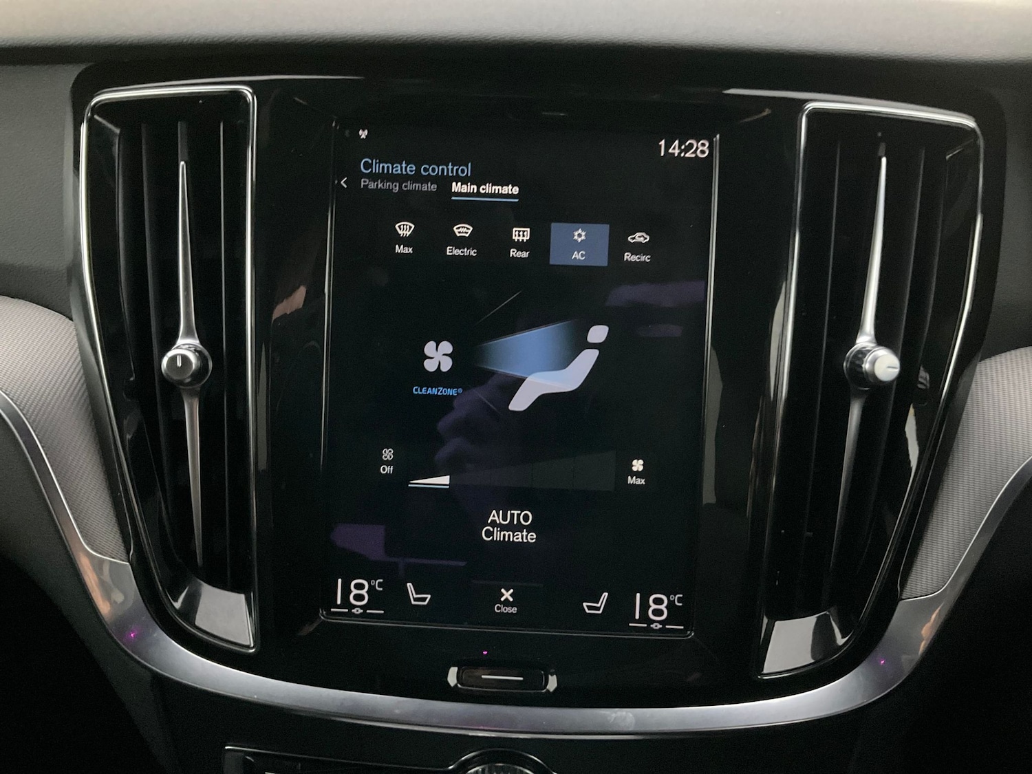 Used Volvo V60 2021 for sale - 76467516: Photo 20