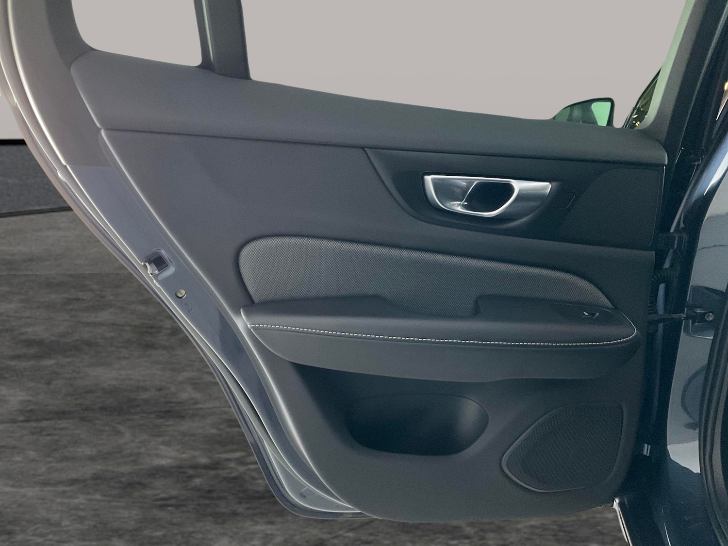 Used Volvo V60 2021 for sale - 76467516: Photo 30