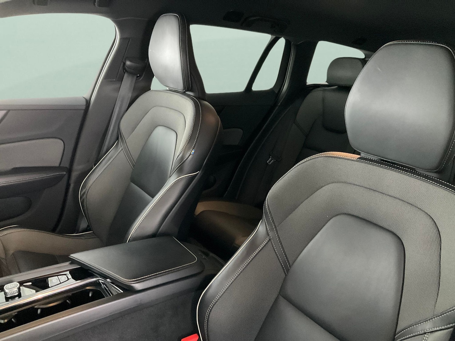 Used Volvo V60 2021 for sale - 76467516: Photo 9