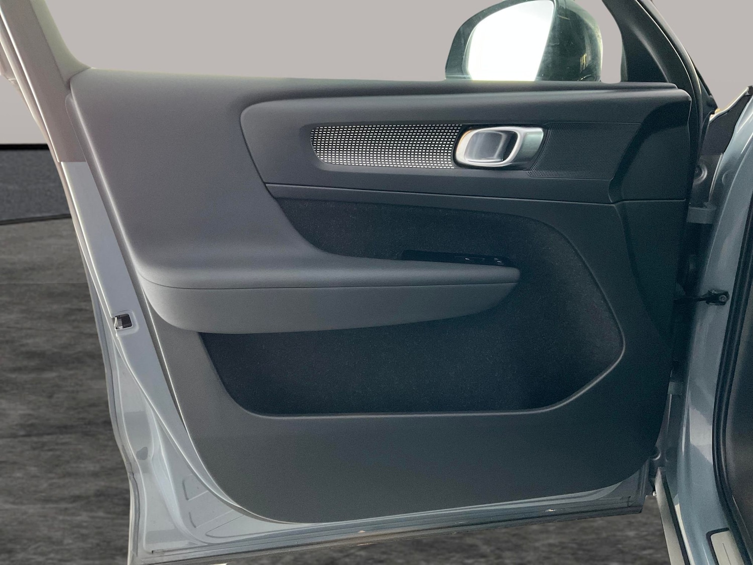 Used Volvo XC40 2021 for sale - 76445194: Photo 32