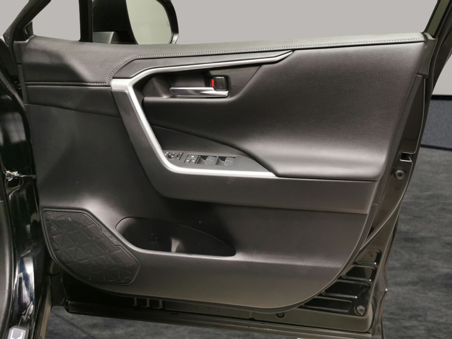 Used Toyota RAV4 2021 for sale - 76428477: Photo 39