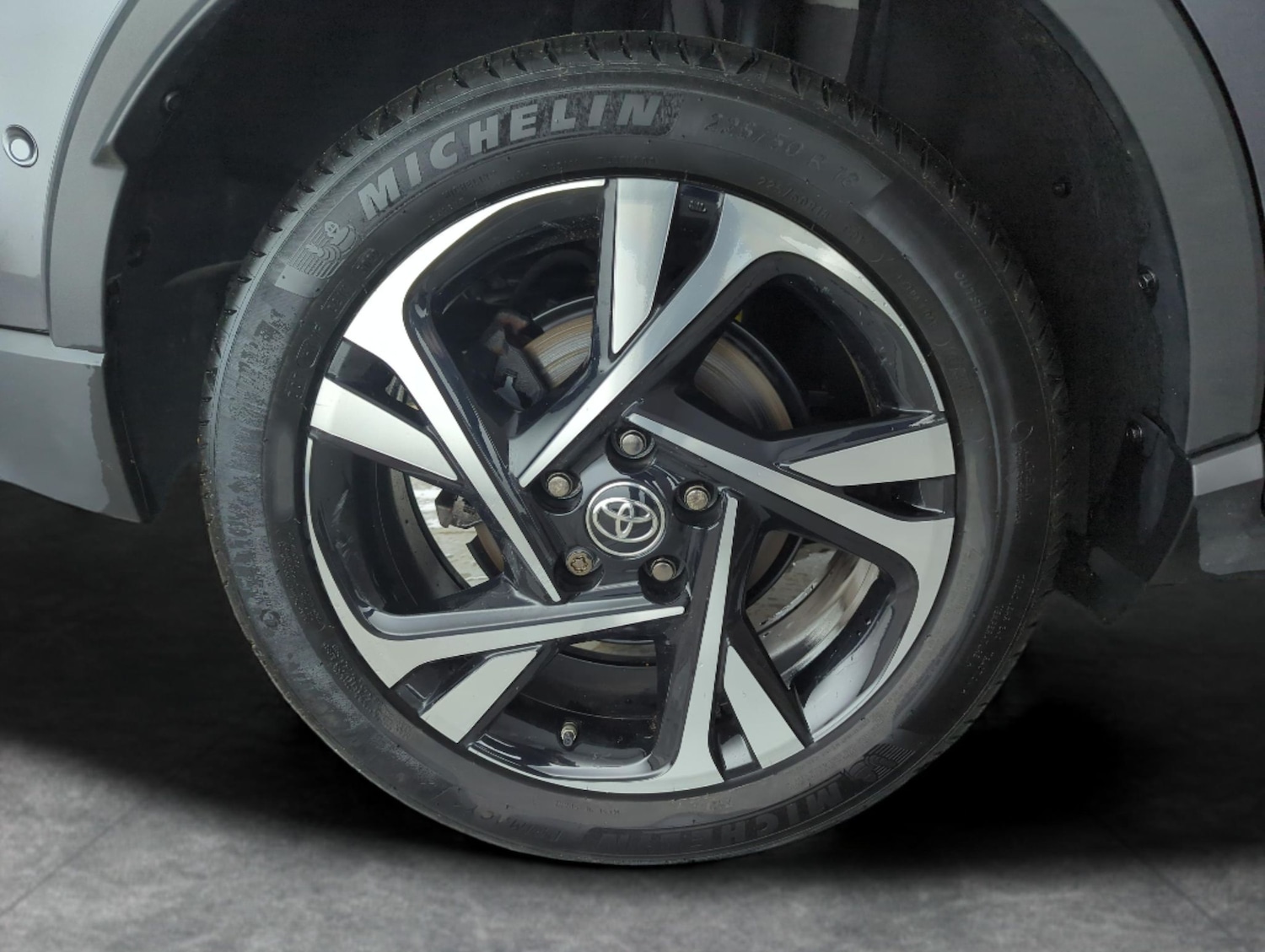 Used Toyota C-HR 2023 for sale - 77321498: Photo 25