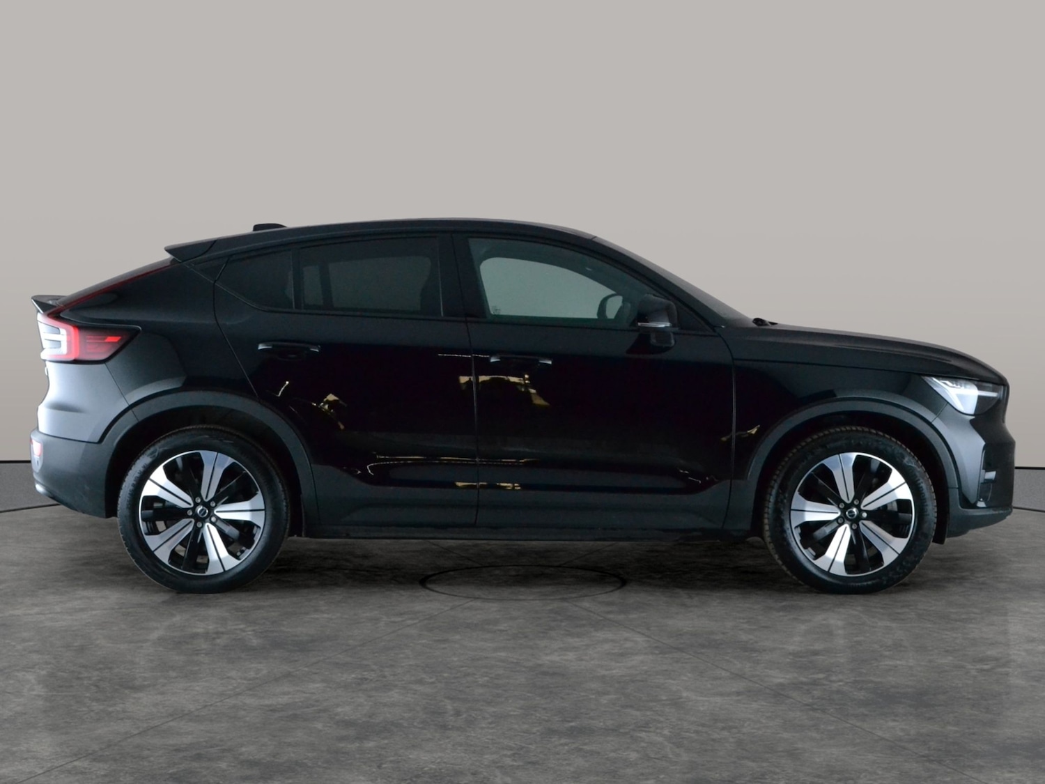 Used Volvo C40 2023 for sale - 77888112: Photo 10