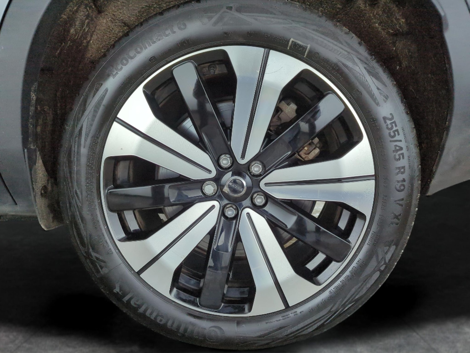 Used Volvo C40 2023 for sale - 77888112: Photo 15