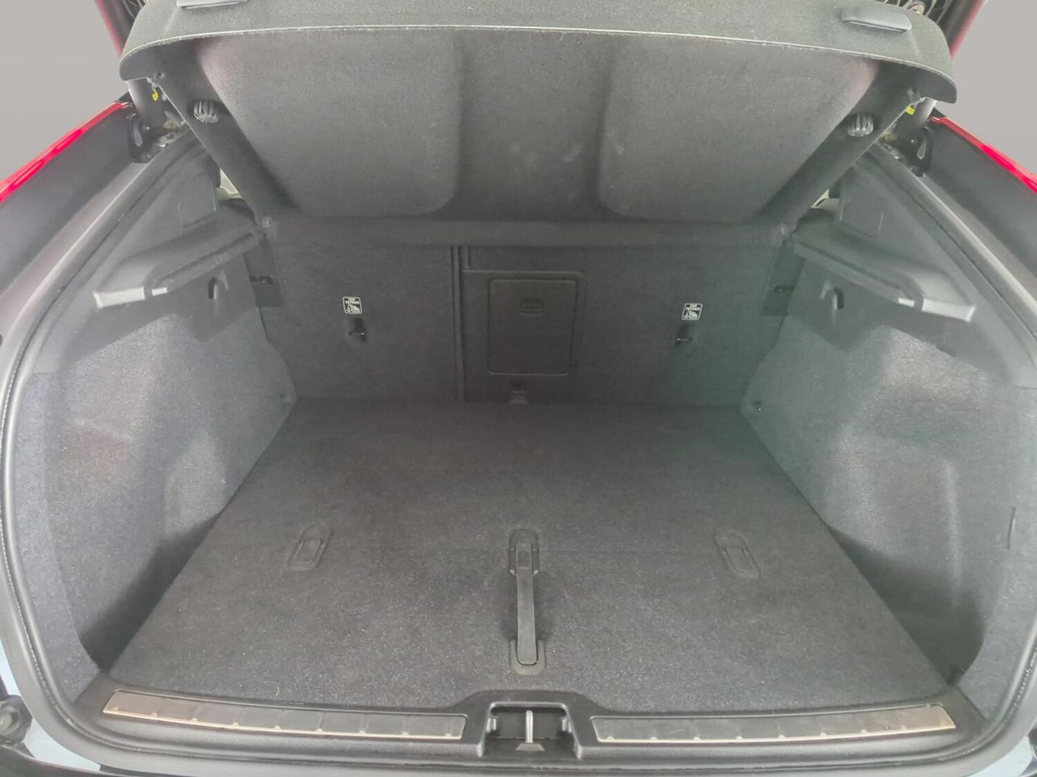 Used Volvo C40 2023 for sale - 77888112: Photo 40