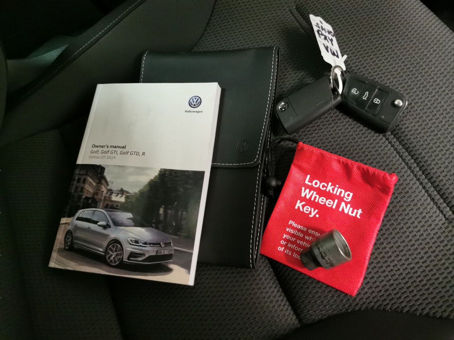 Used Volkswagen Golf 2020 for sale - 77702993: Photo 32