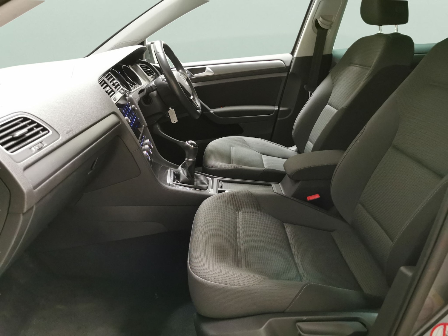 Used Volkswagen Golf 2020 for sale - 77702993: Photo 4