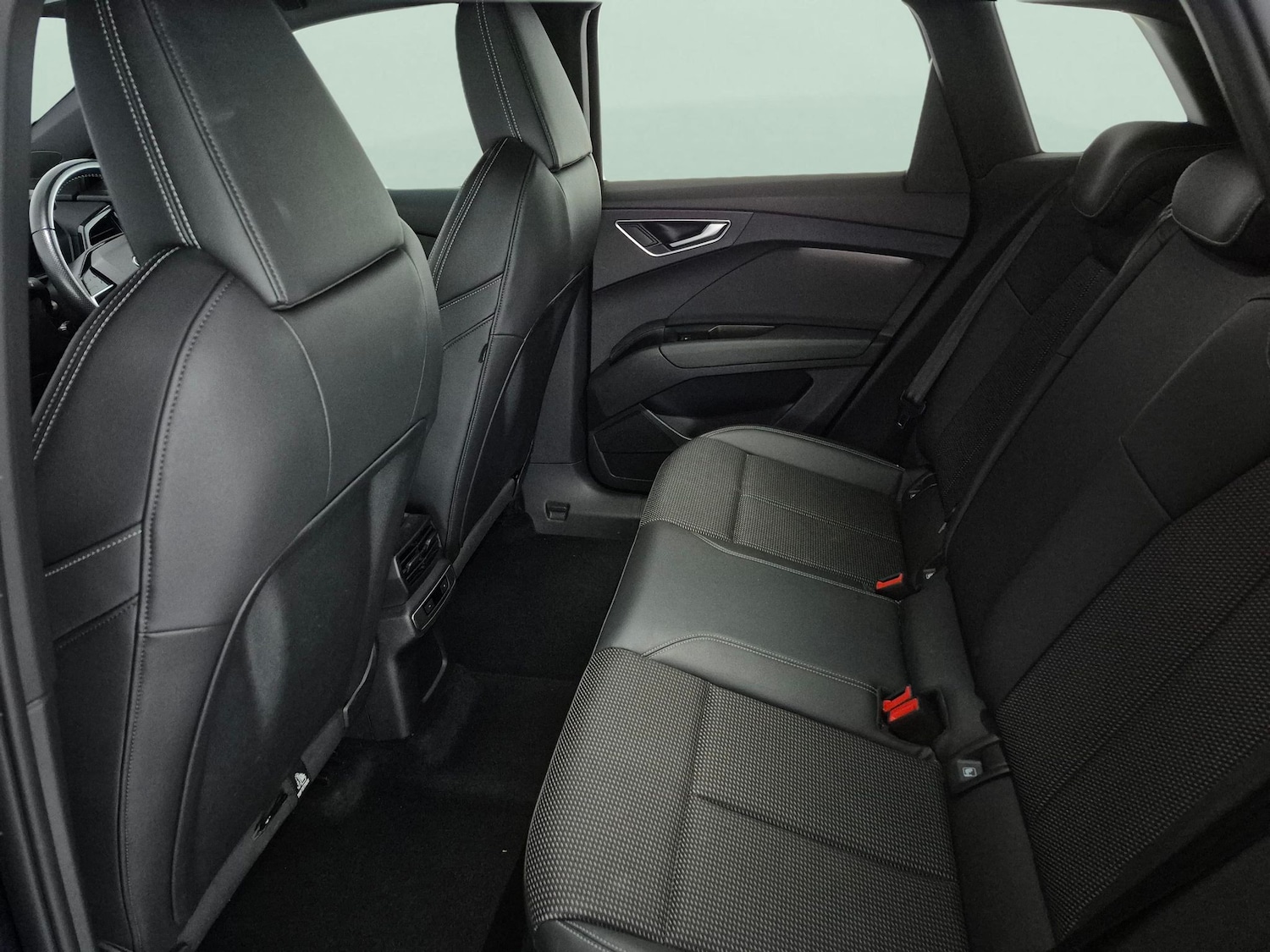 Used Audi Q4 e-tron 2022 for sale - 77399450: Photo 28