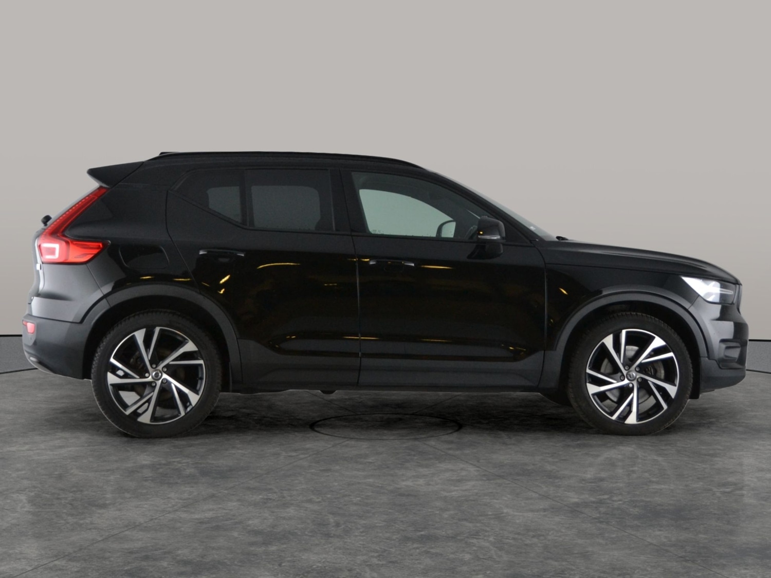 Used Volvo XC40 2021 for sale - 77418025: Photo 10