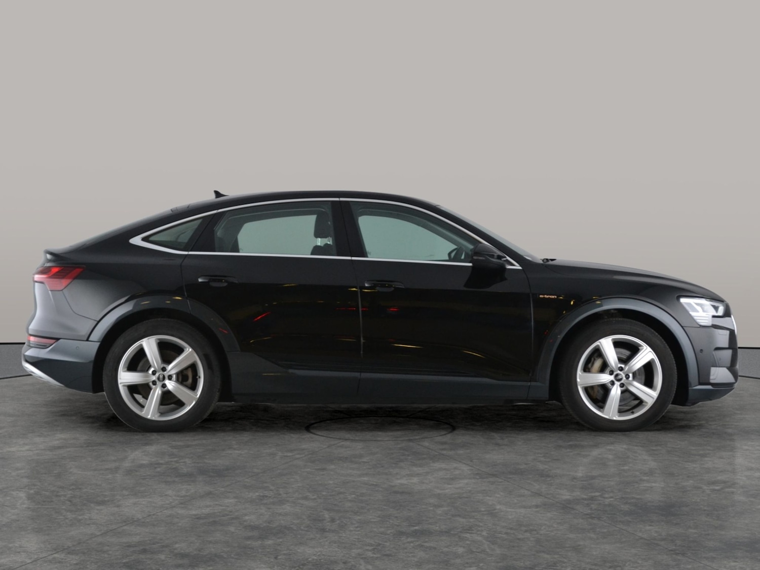 Used Audi e-tron 2021 for sale - 78053998: Photo 12
