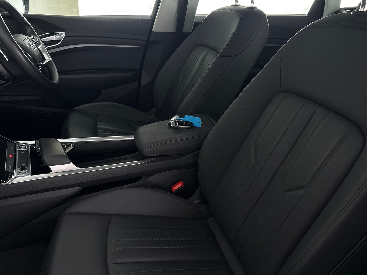 Used Audi e-tron 2021 for sale - 78053998: Photo 7